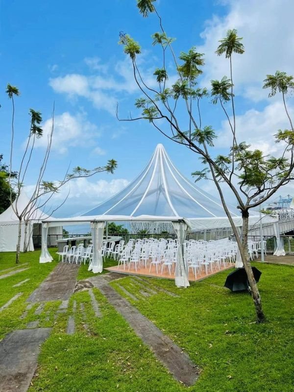 chapiteau crystal jardin de guadeloupe